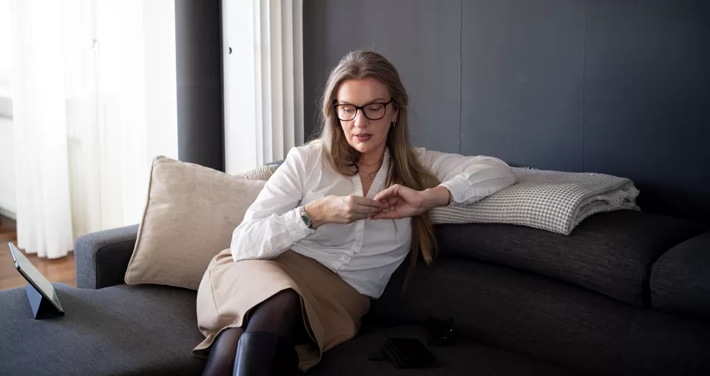 ØKONOMISAK SELVSTENDIG: Siw Mæhre er kritisk til valgene hun tok som ung. Nå er hun er opptatt av å klare seg selv og vil at alle skal ha mulighet til det.